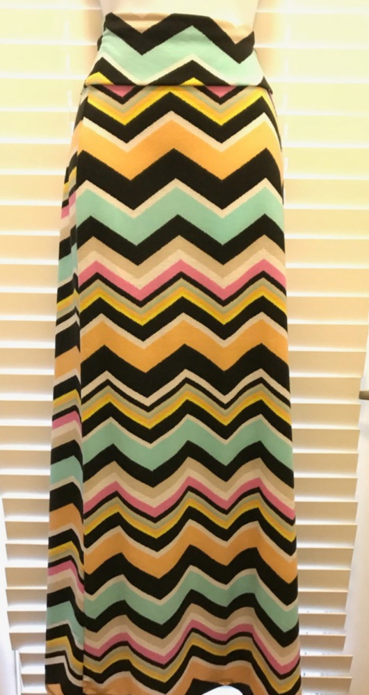 Rue 21 Long Skirt Size Medium Chevron Print